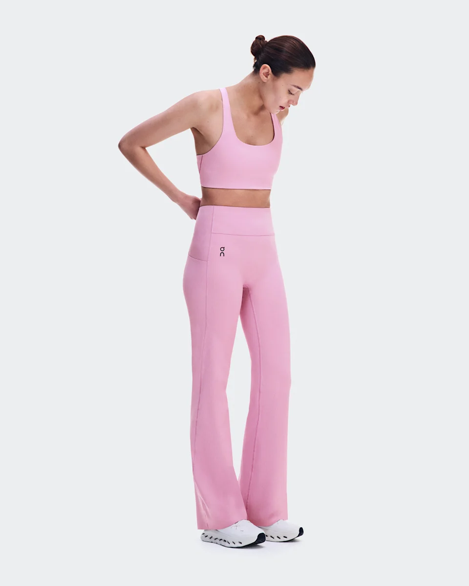 On Studio Leggings Flared Sakura Feminino