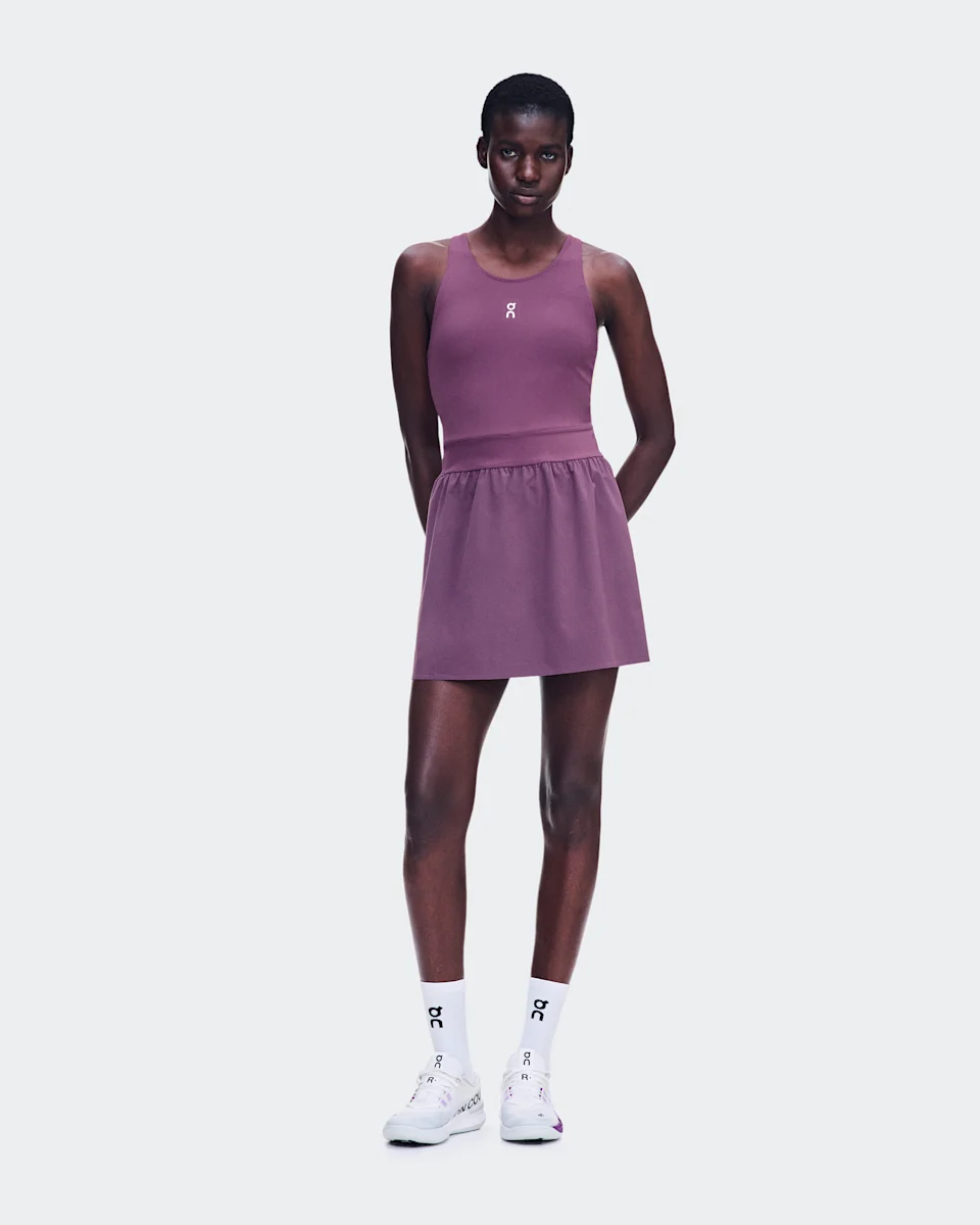 On Court Dress Split Cassis Feminino – Prática de tênis