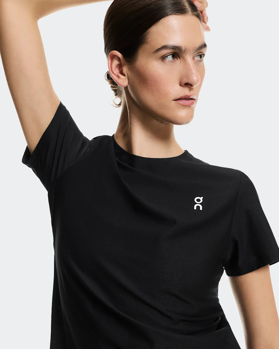 On Court-T Black Feminino