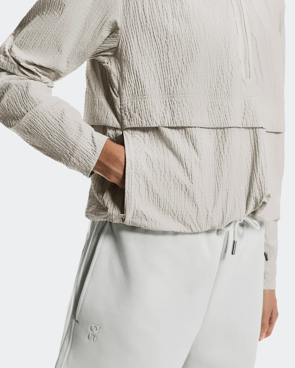 On Courtside 1/2 Zip Eaze Sand Feminino