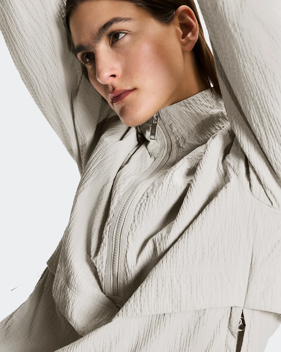 On Courtside 1/2 Zip Eaze Sand Feminino