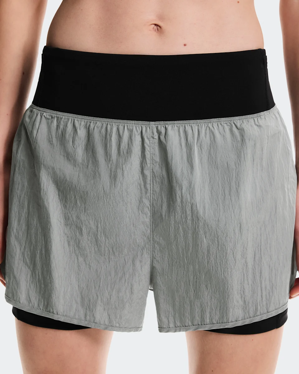 On Performance Volt Shorts Glacier Feminino