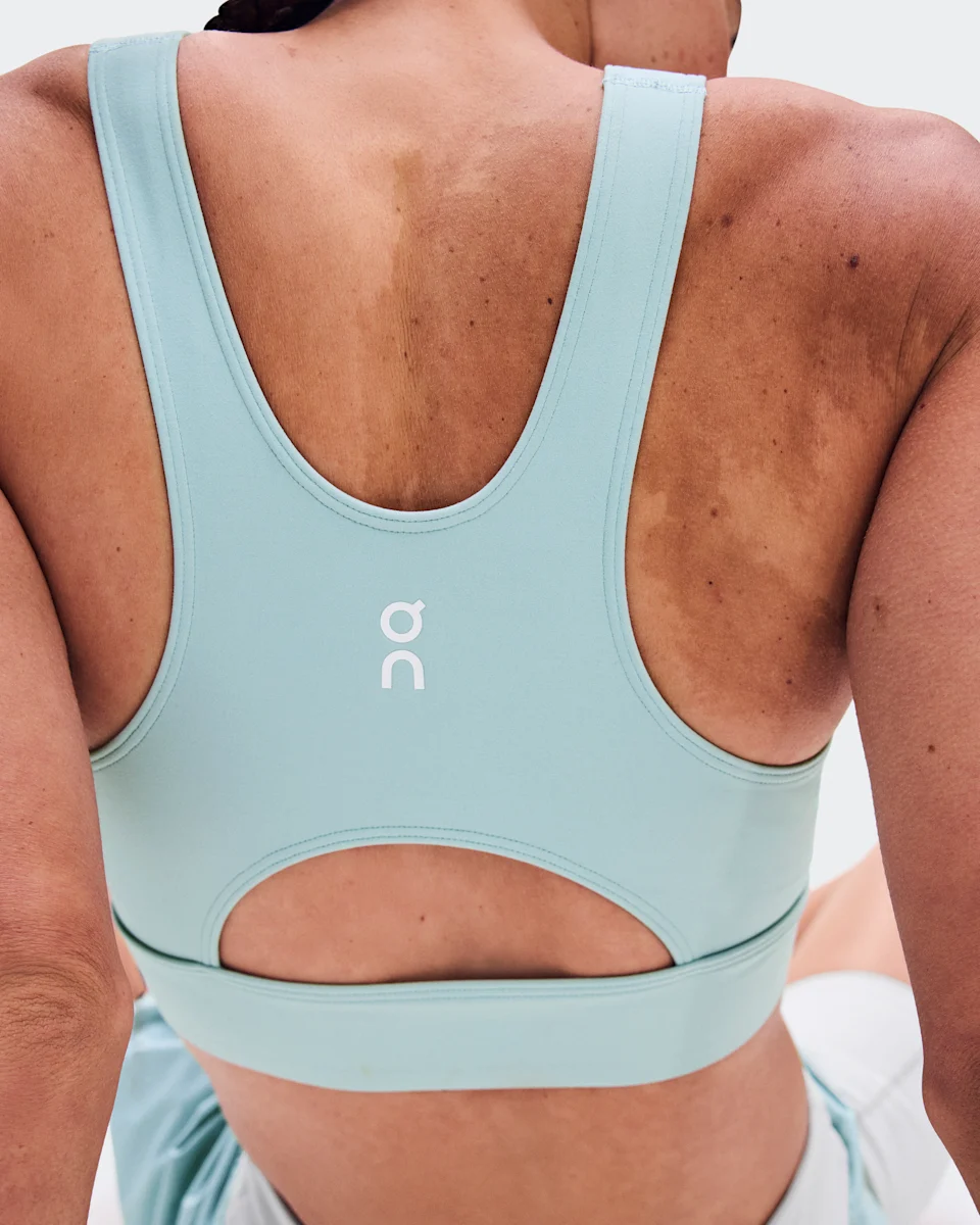 On Court Crop Top Brook Feminino