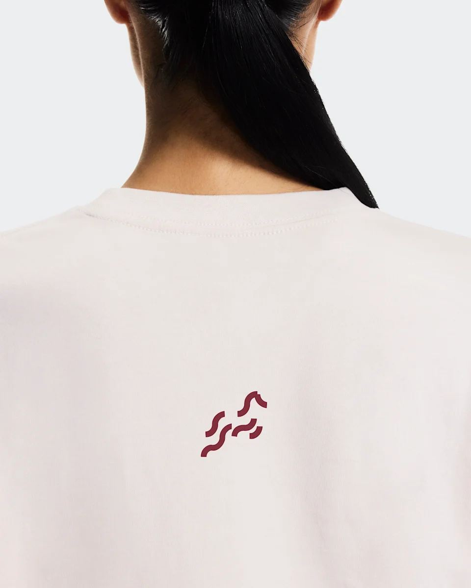 On Club Long-T Year of the Horse Pearl Feminino