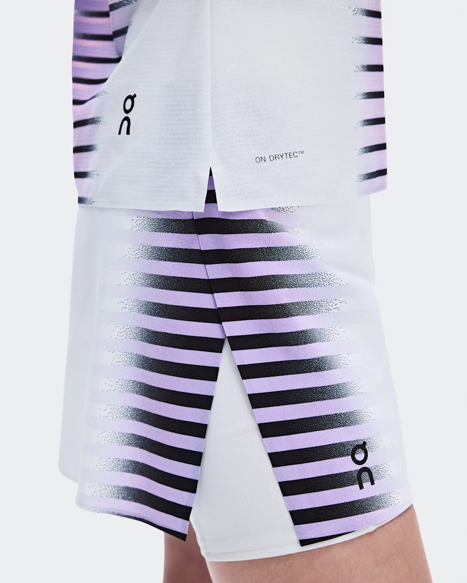 On Court-T Edge Bloom & White Feminino