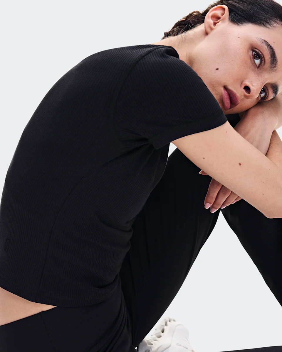 On All-Day Ribbed T-Shirt Black Feminino