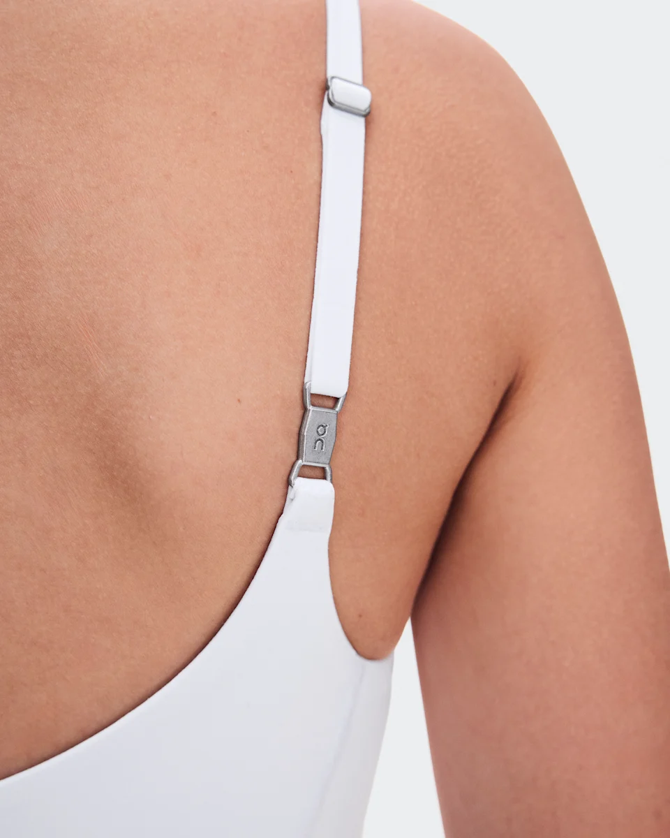 On Studio Crop White Feminino