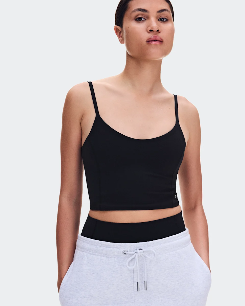 On Studio Crop Black Feminino