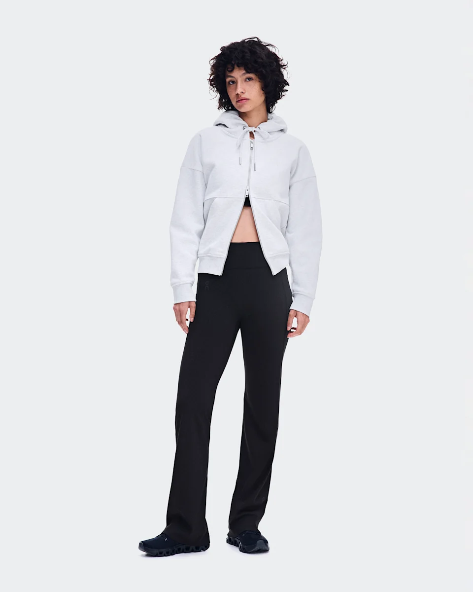 On Studio Flared Pants 32" Black Feminino