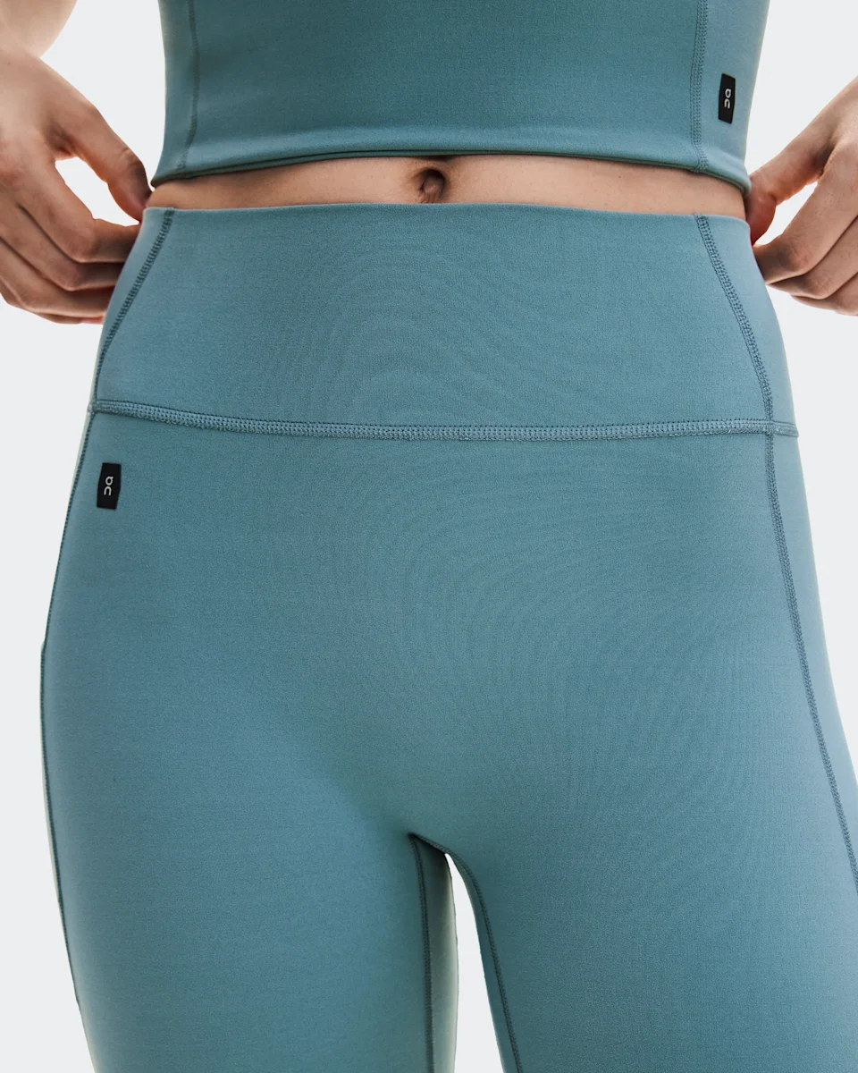 On Studio Flared Pants 32" Agave Feminino
