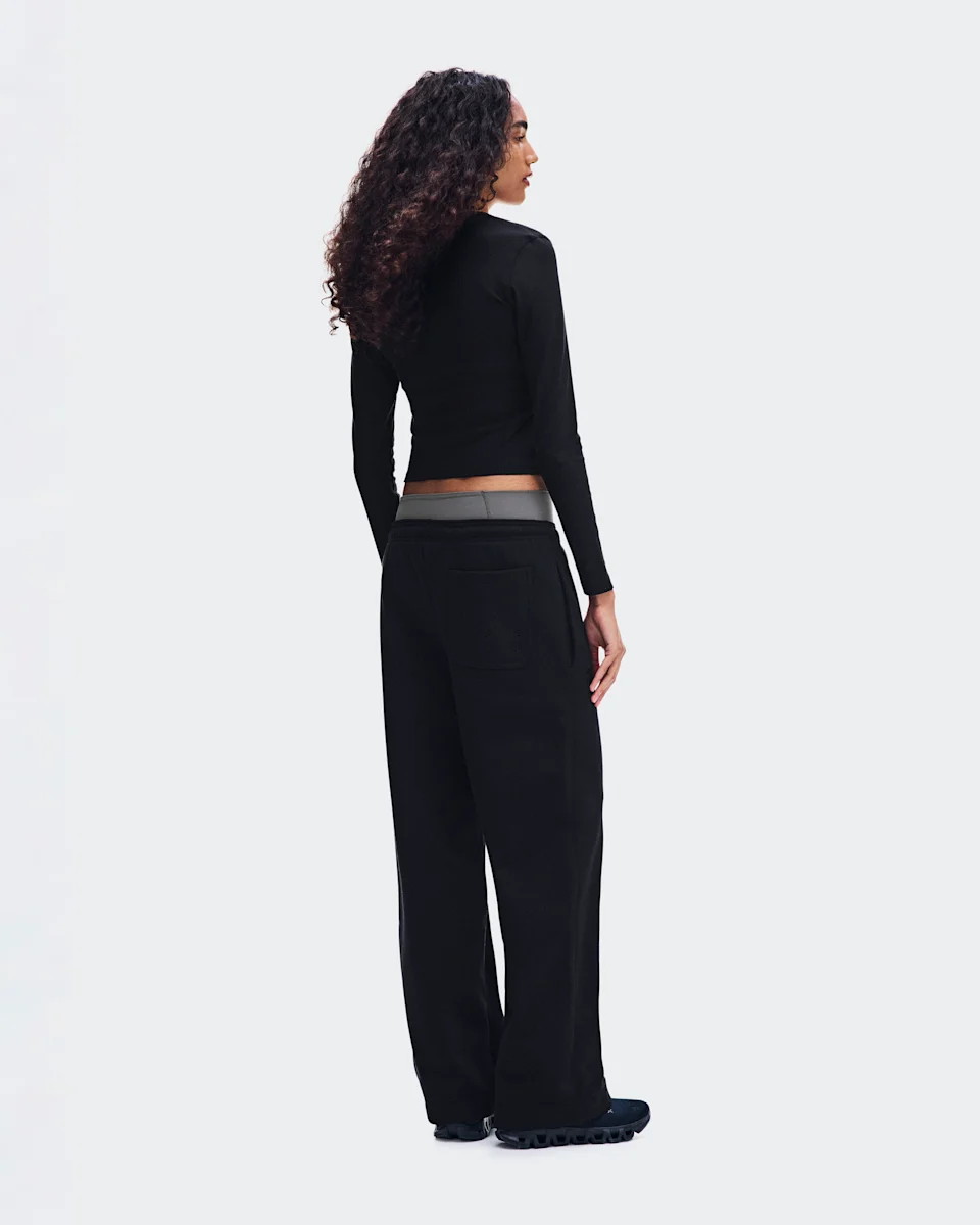 On All-Day Ribbed Long-T Black Feminino