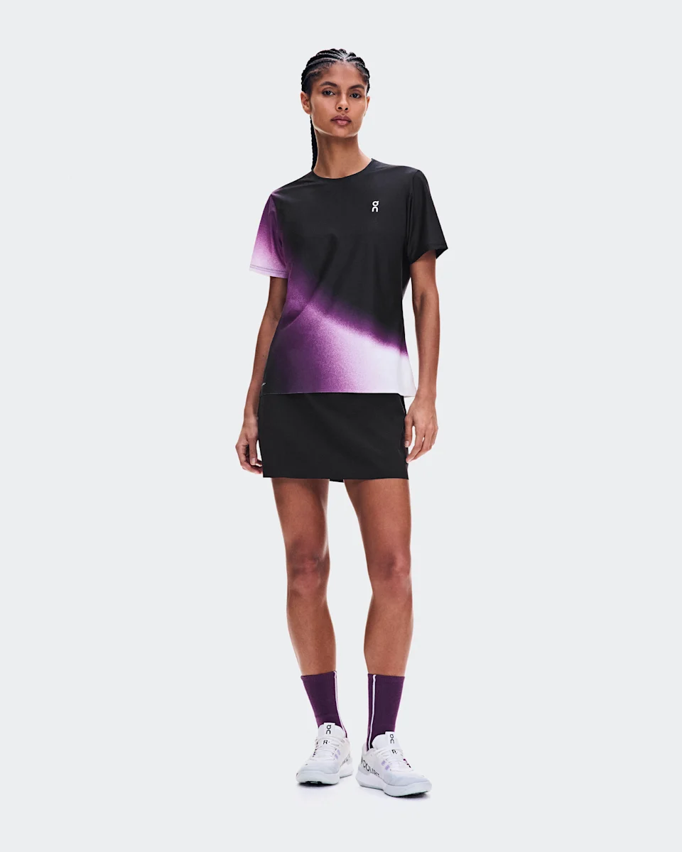 On Court-T Swing Black & Cassis Feminino