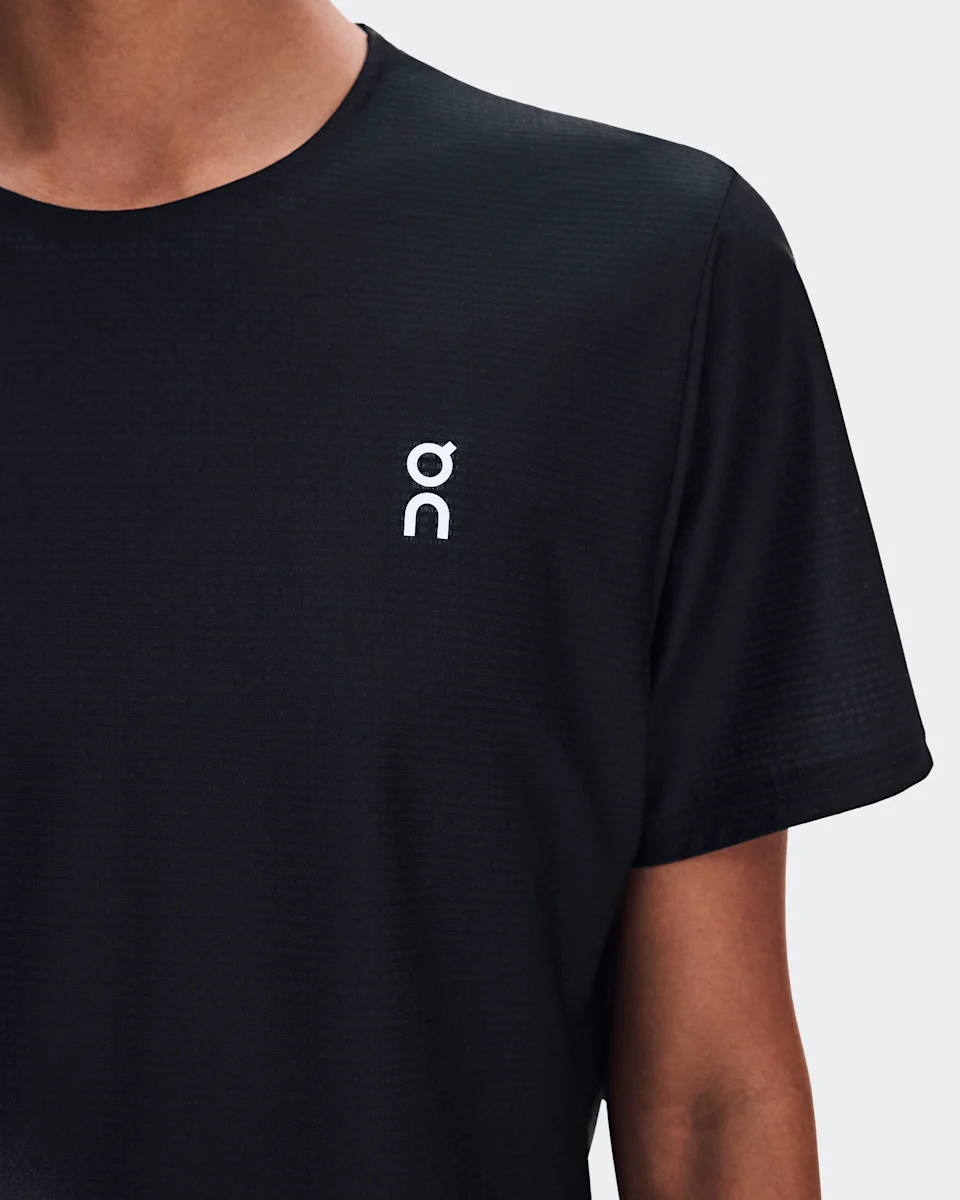 On Court-T Swing Black & Cassis Feminino