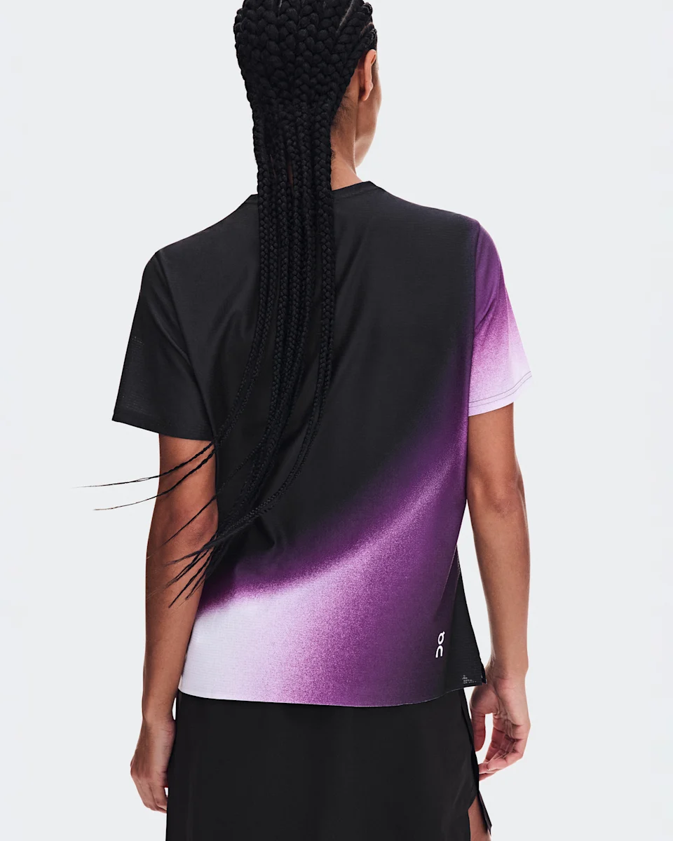 On Court-T Swing Black & Cassis Feminino