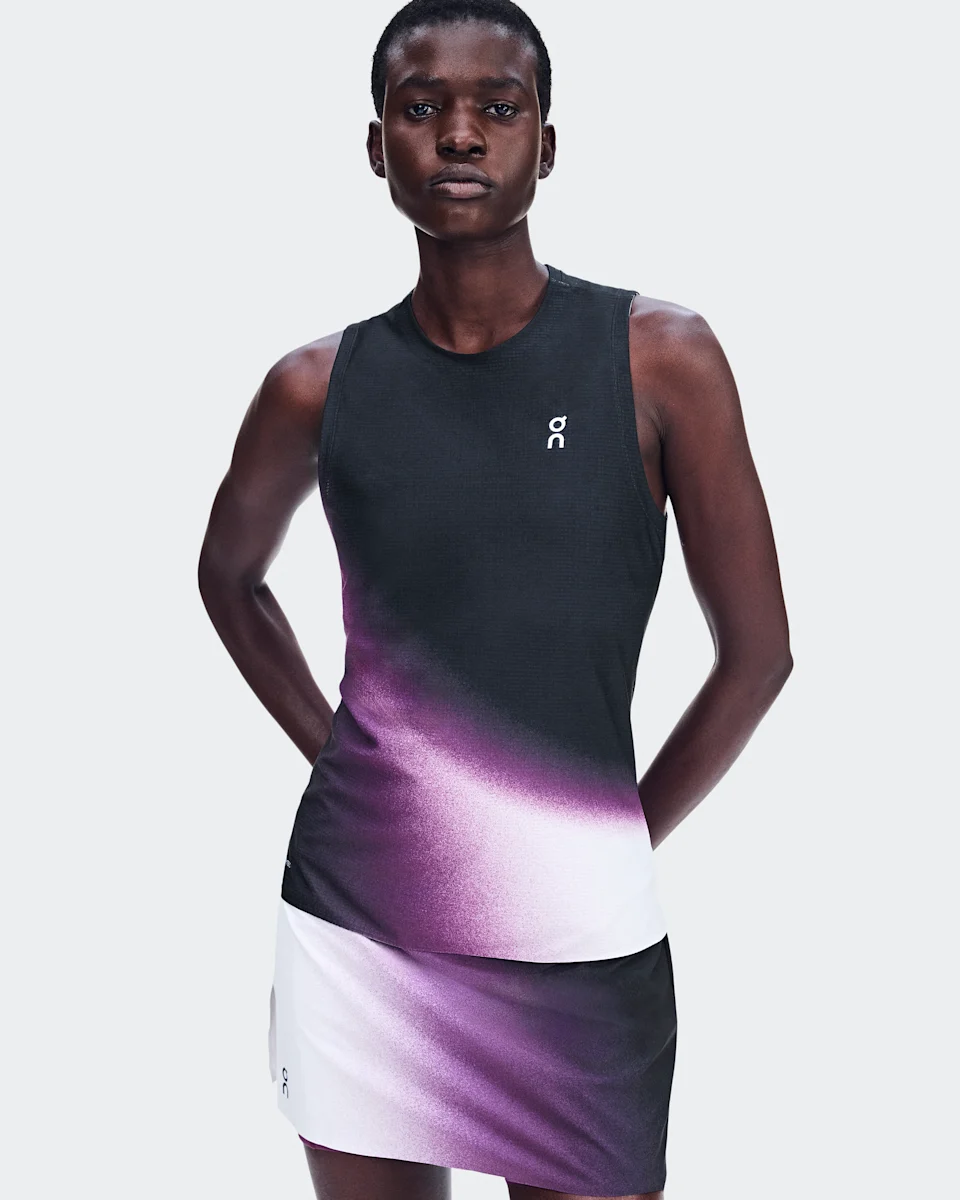 On Court Tank Swing Black & Cassis Feminino
