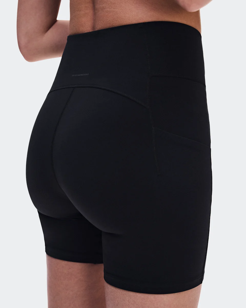 On Studio Leggings Short 6" Black Feminino