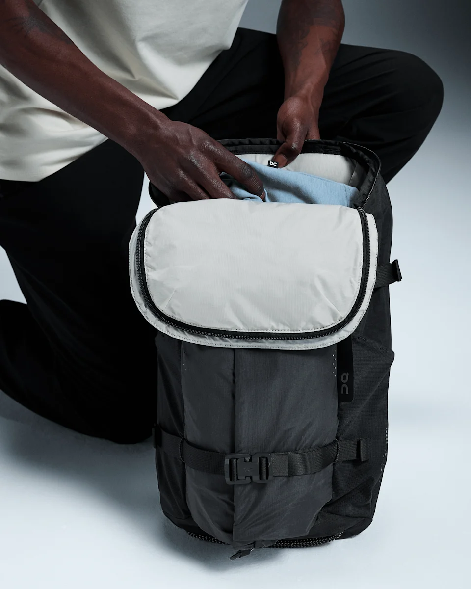 On Speed Pack 24L Elite Black & Magnet