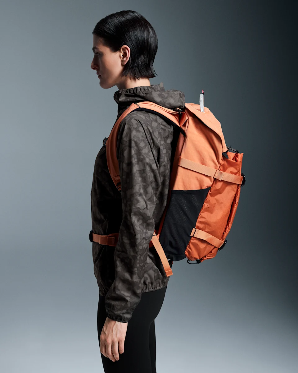 On Speed Pack 24L Elite Desert Glow