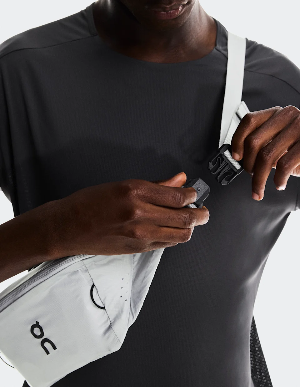 On Waist Pack 2L Lite Glacier 