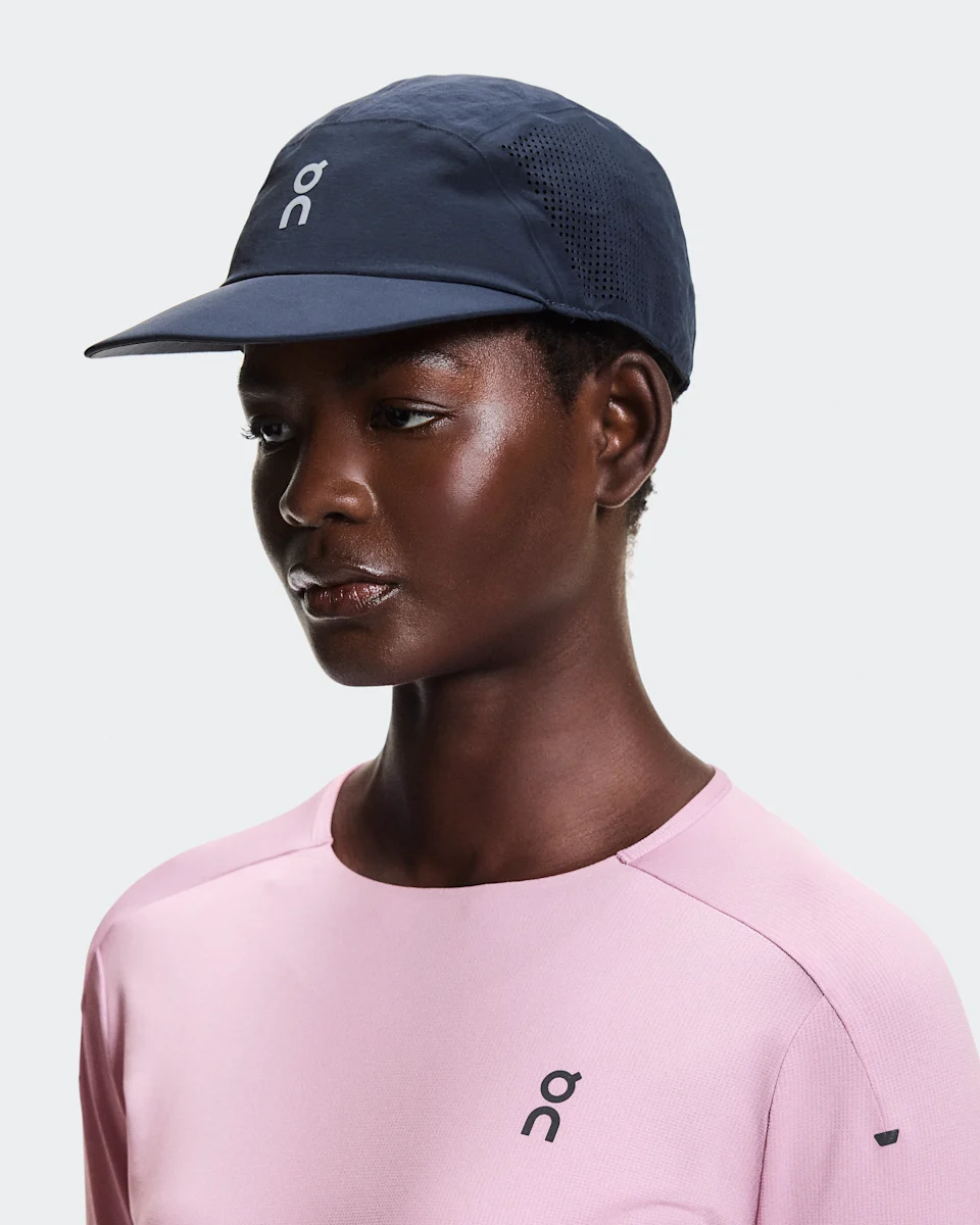 On Performance Cap Navy