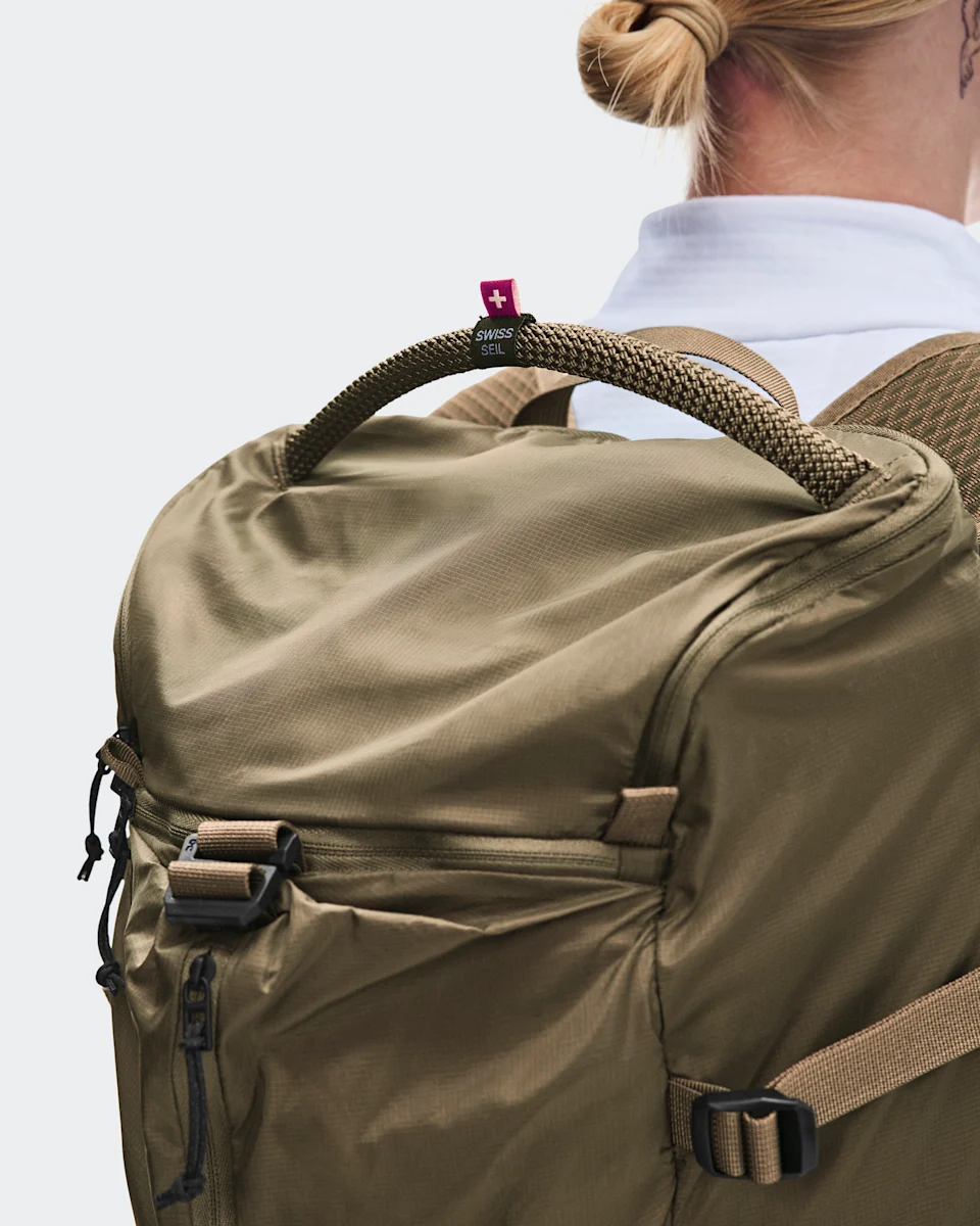 On Speed Pack 18L Lite Olive
