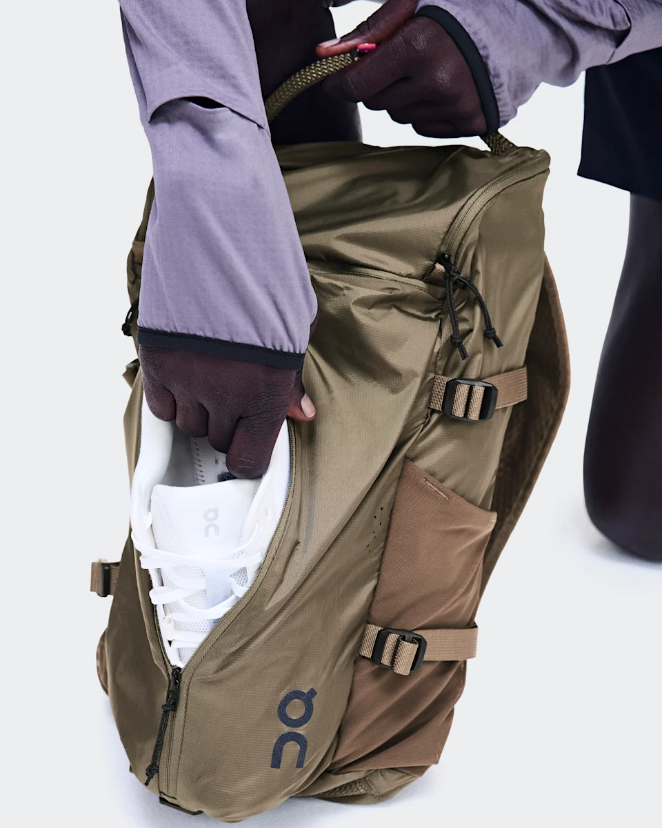 On Speed Pack 18L Lite Olive