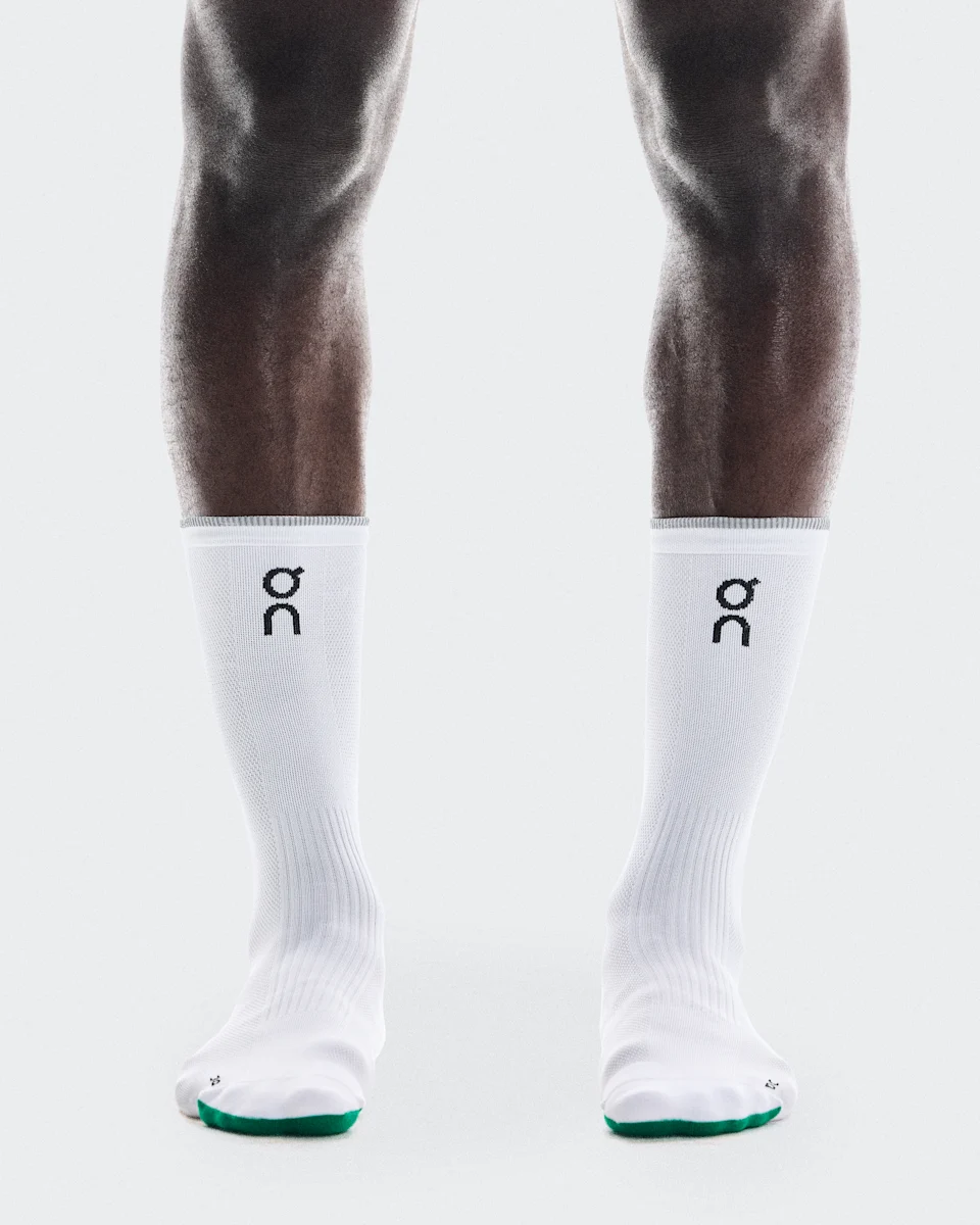 On Elite Run Sock High White & Ivory Unissex – Competição, absorção de suor, respirável