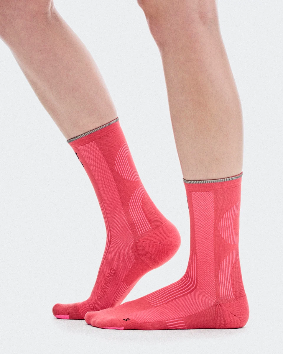 On Elite Run Sock High Camellia & Azalea 