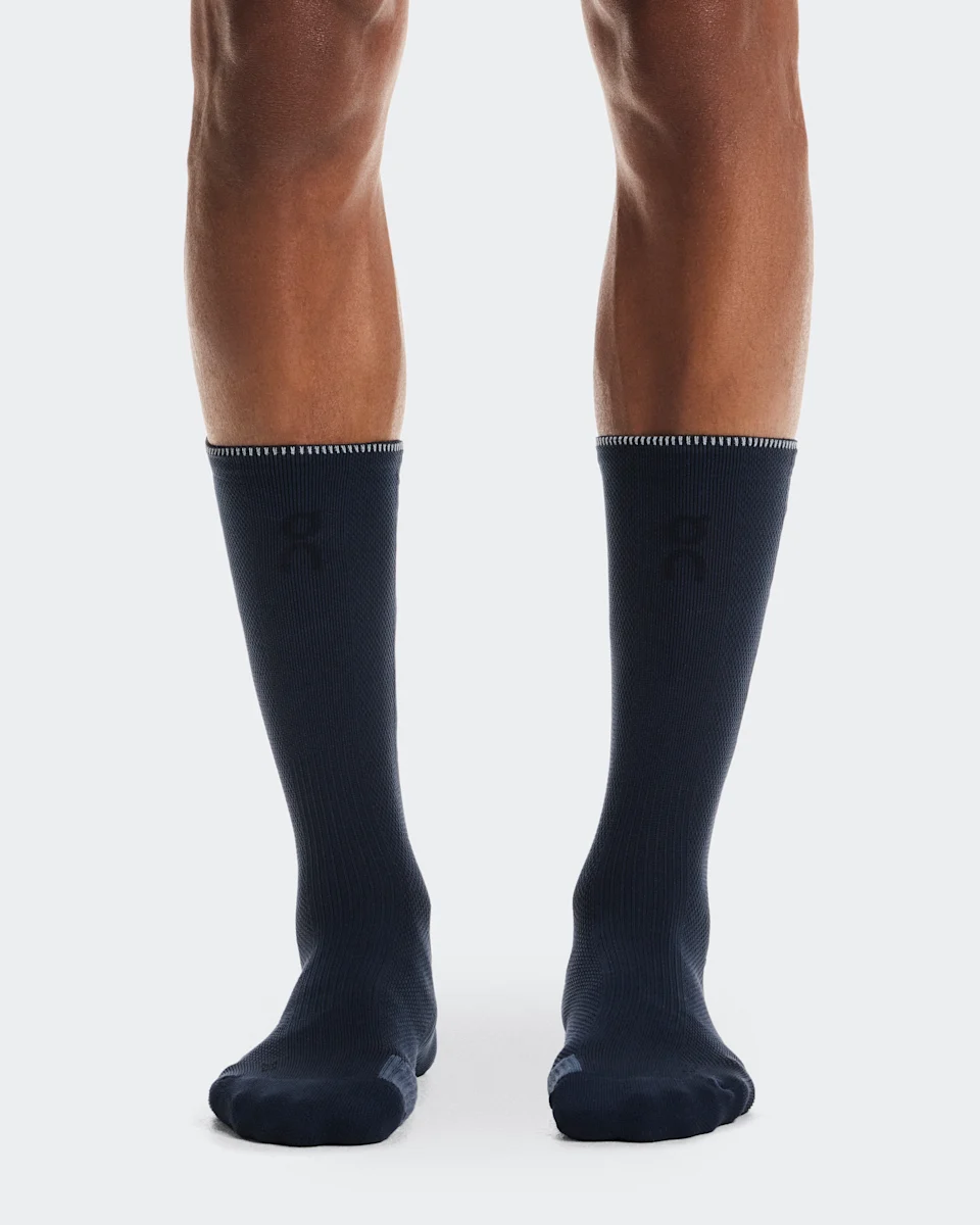 On Performance Run Sock High Navy & Navy