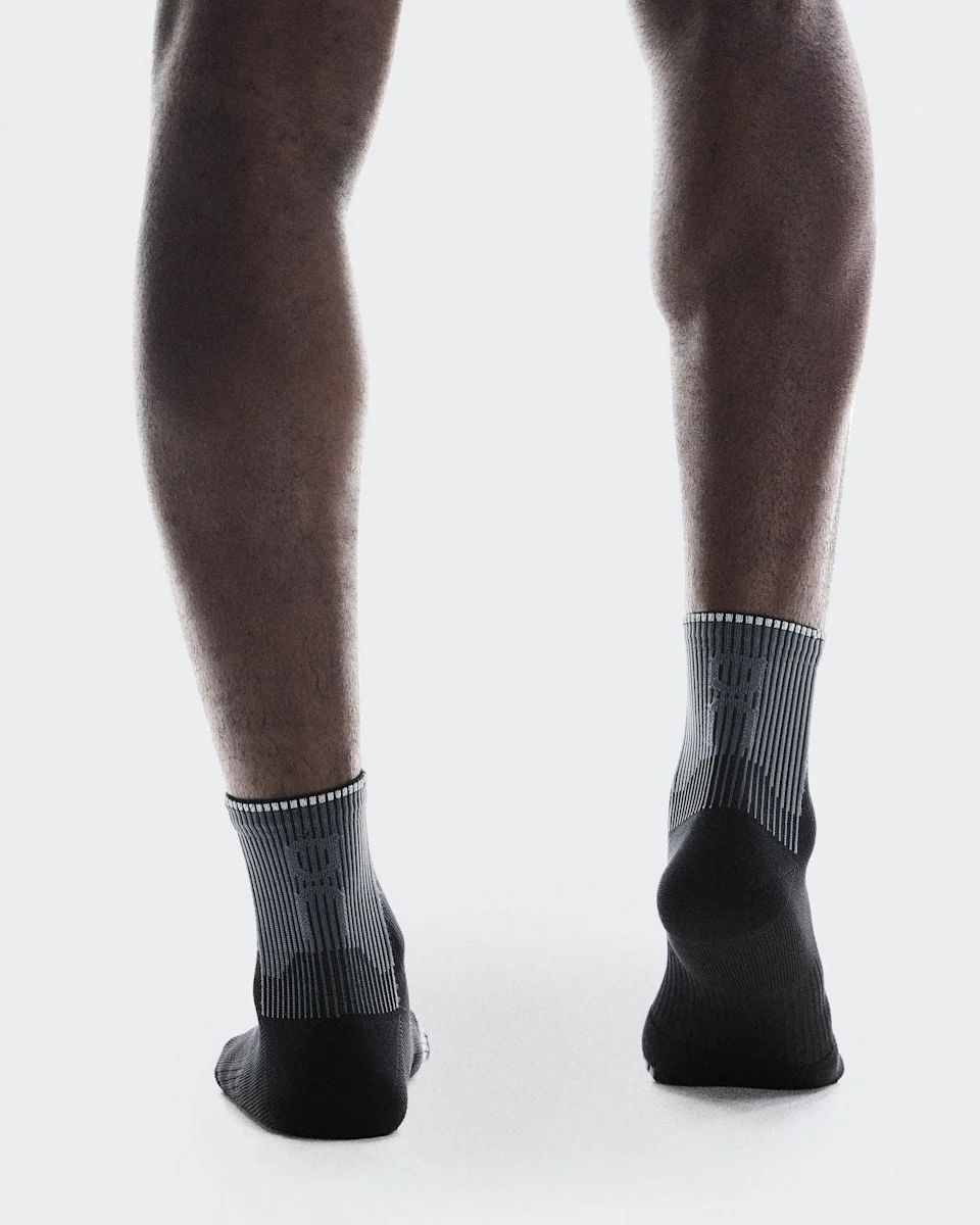 On Performance Run Sock Mid Black & Eclipse 