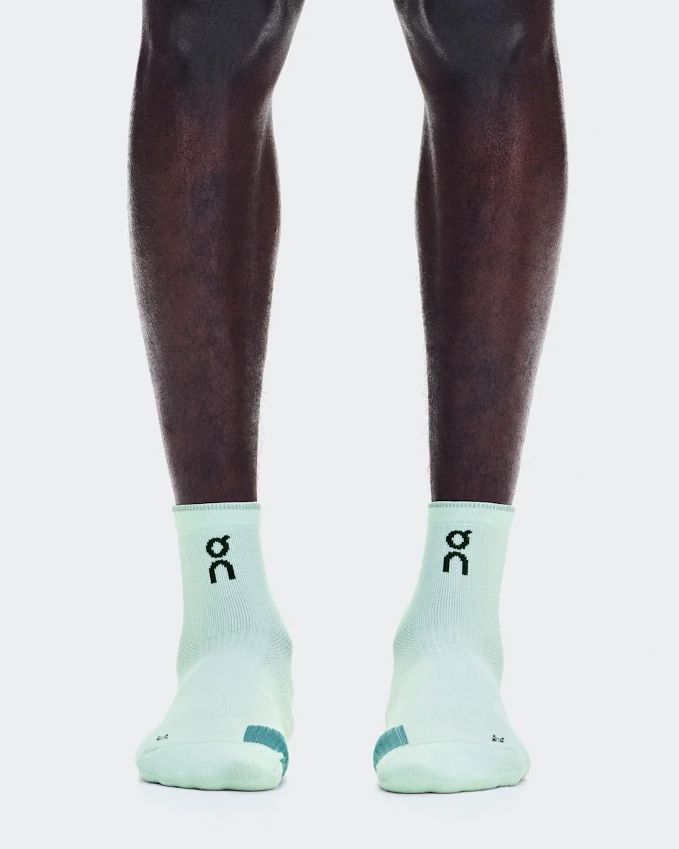 On Performance Run Sock Mid Flurry & Storm Unissex – Corrida de alta performance, respirável, acolchoamento