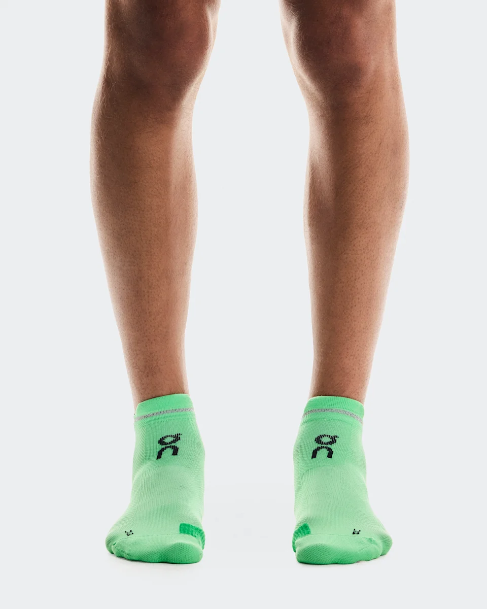 On Performance Run Sock Low Honeydew & Parsley 