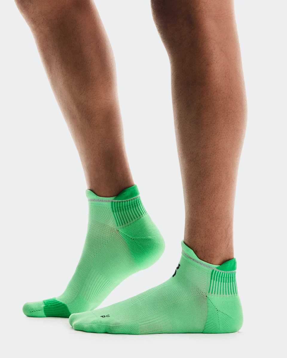 On Performance Run Sock Low Honeydew & Parsley 