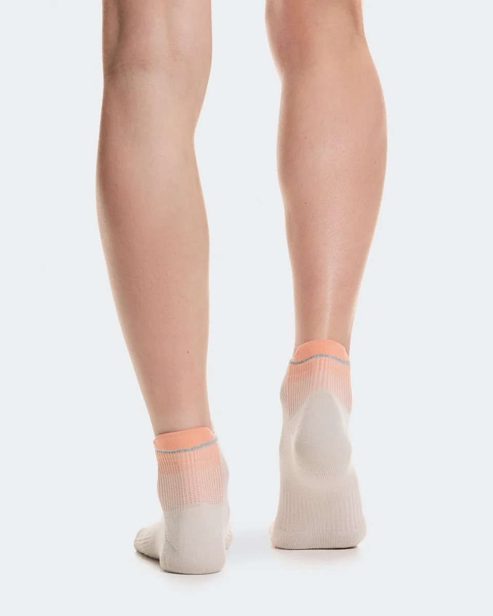 On Performance Run Sock Low Pearl & Sunstone
