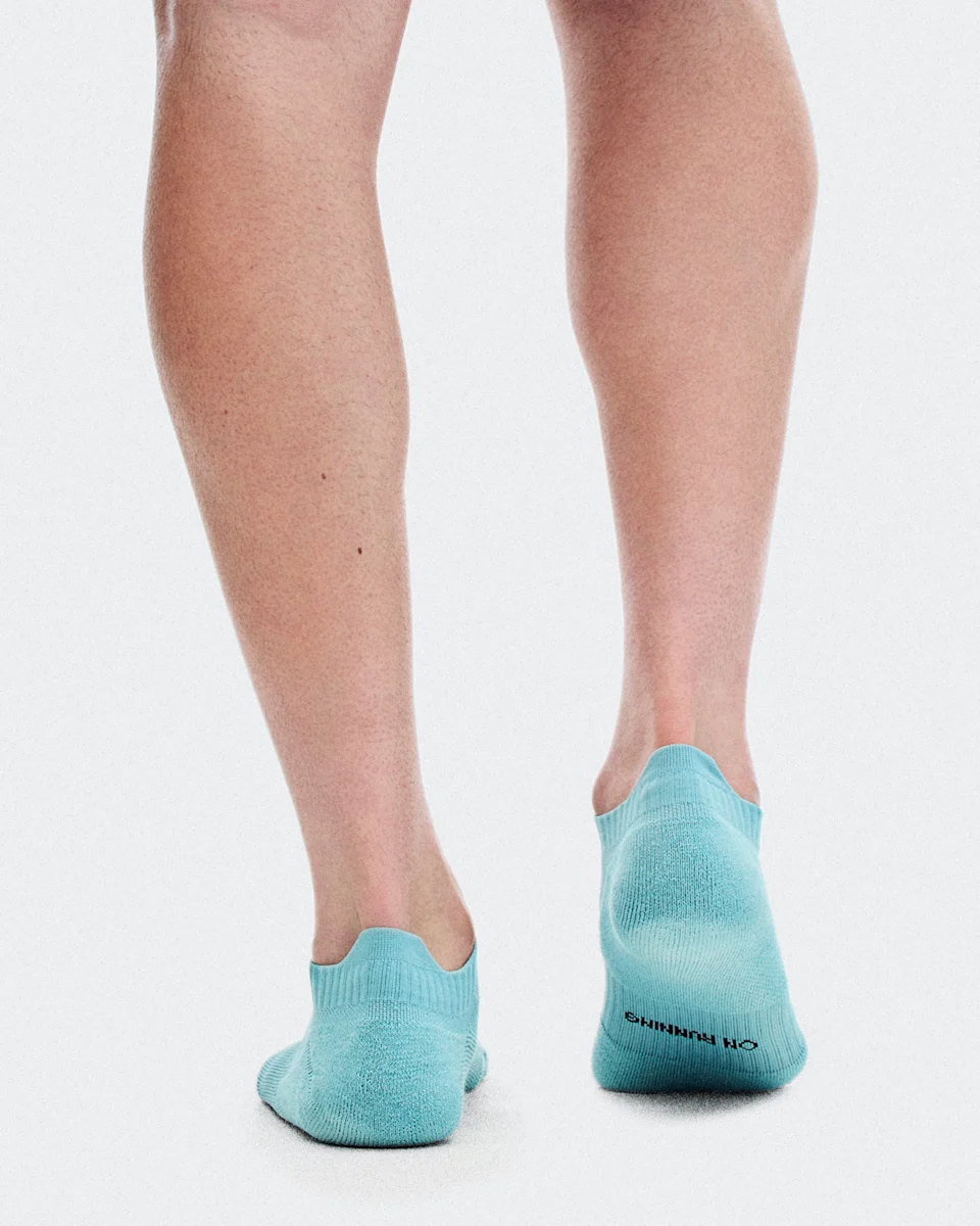 On Core Run Sock Mid 2P Flurry & Wash