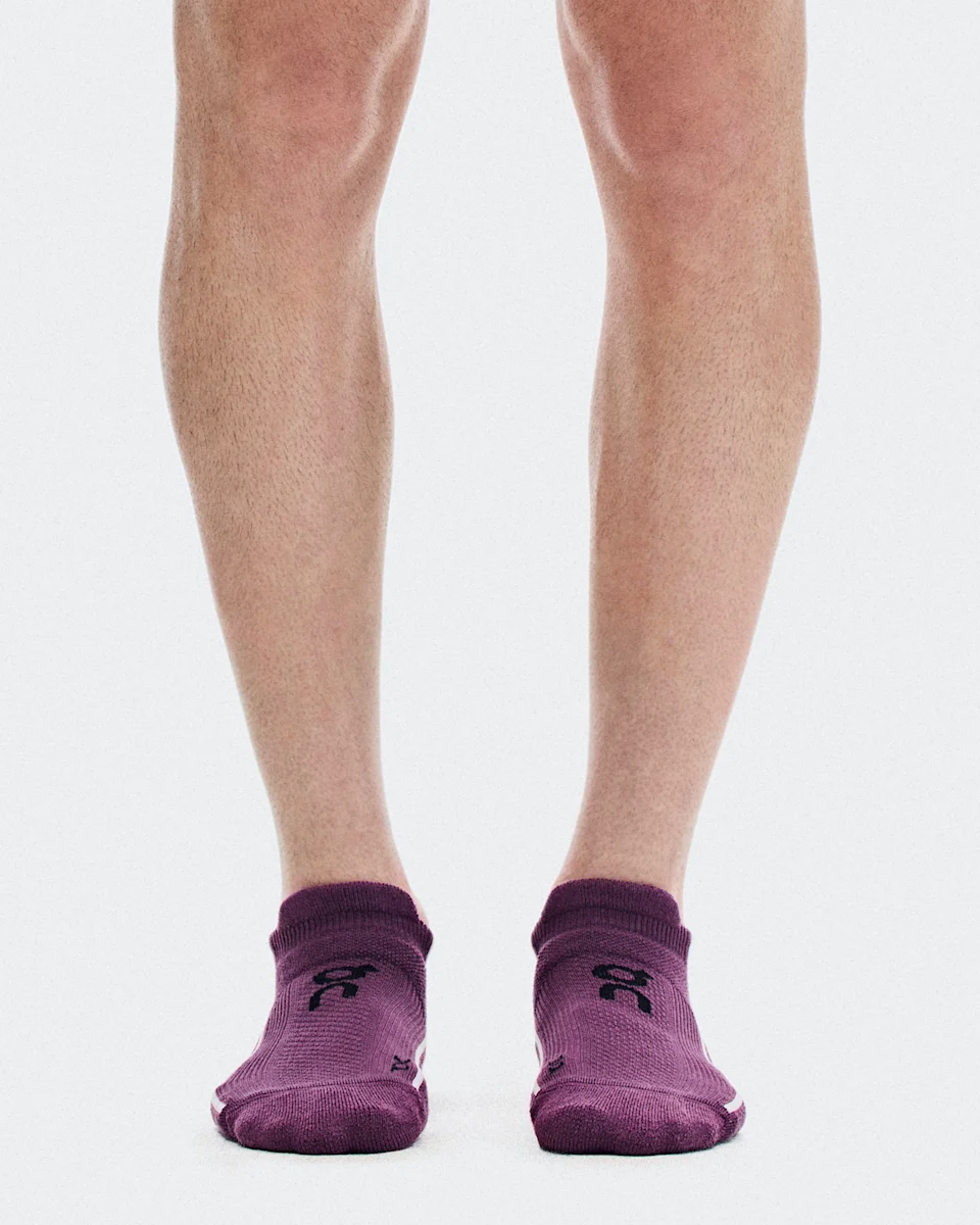 On Court Sock Low Cassis & White