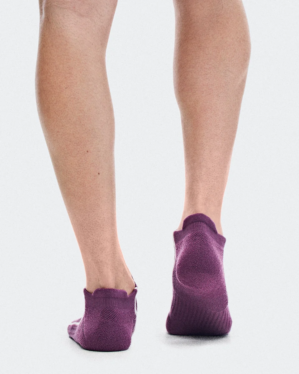 On Court Sock Low Cassis & White