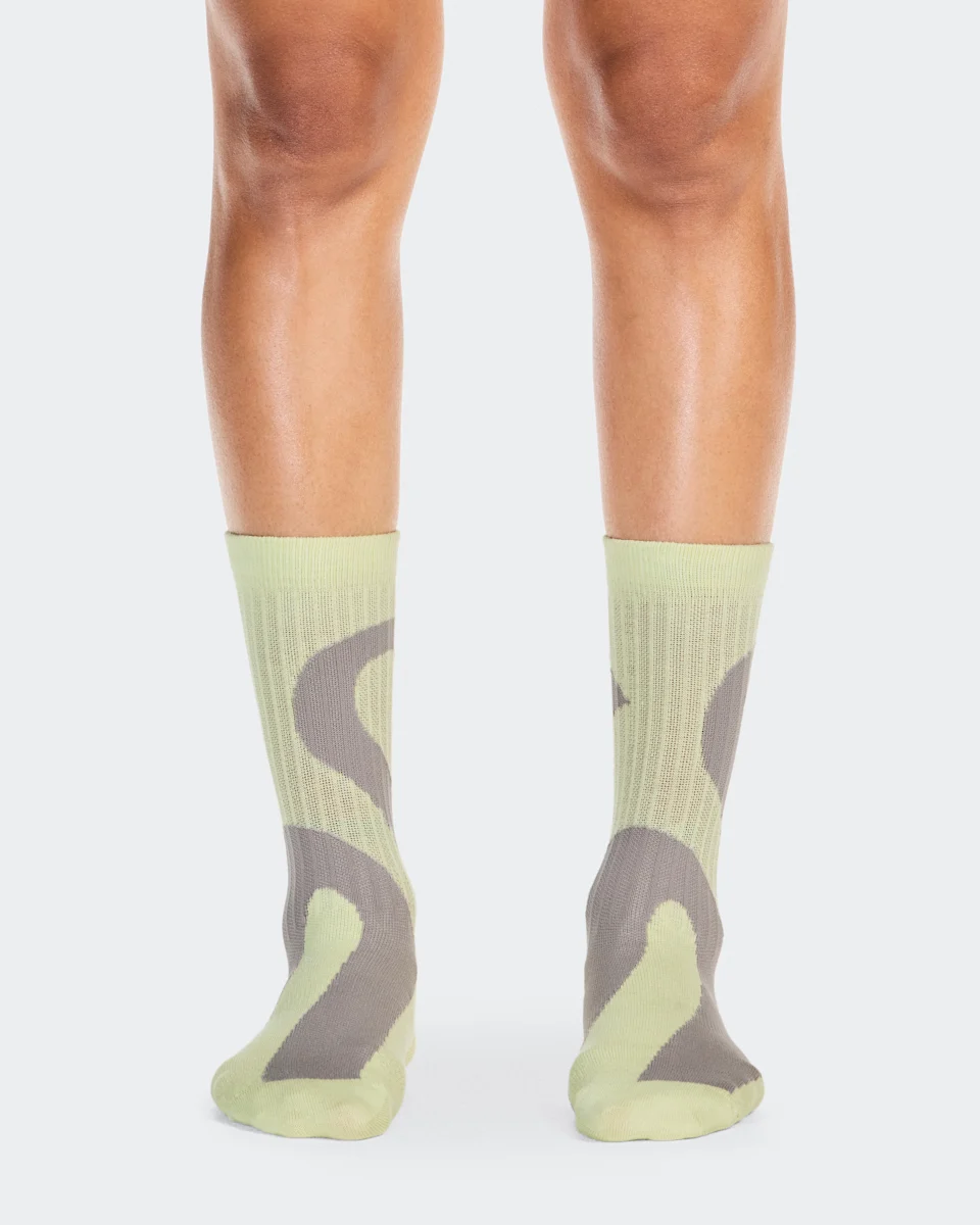 On Liquid Logo Sock High 2P Zinc & Linen