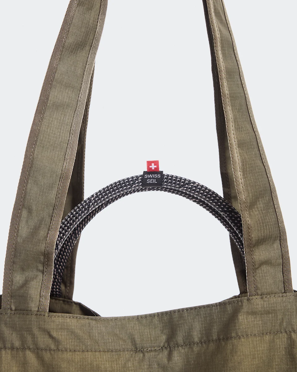 On Cargo Pack 60L Olive 