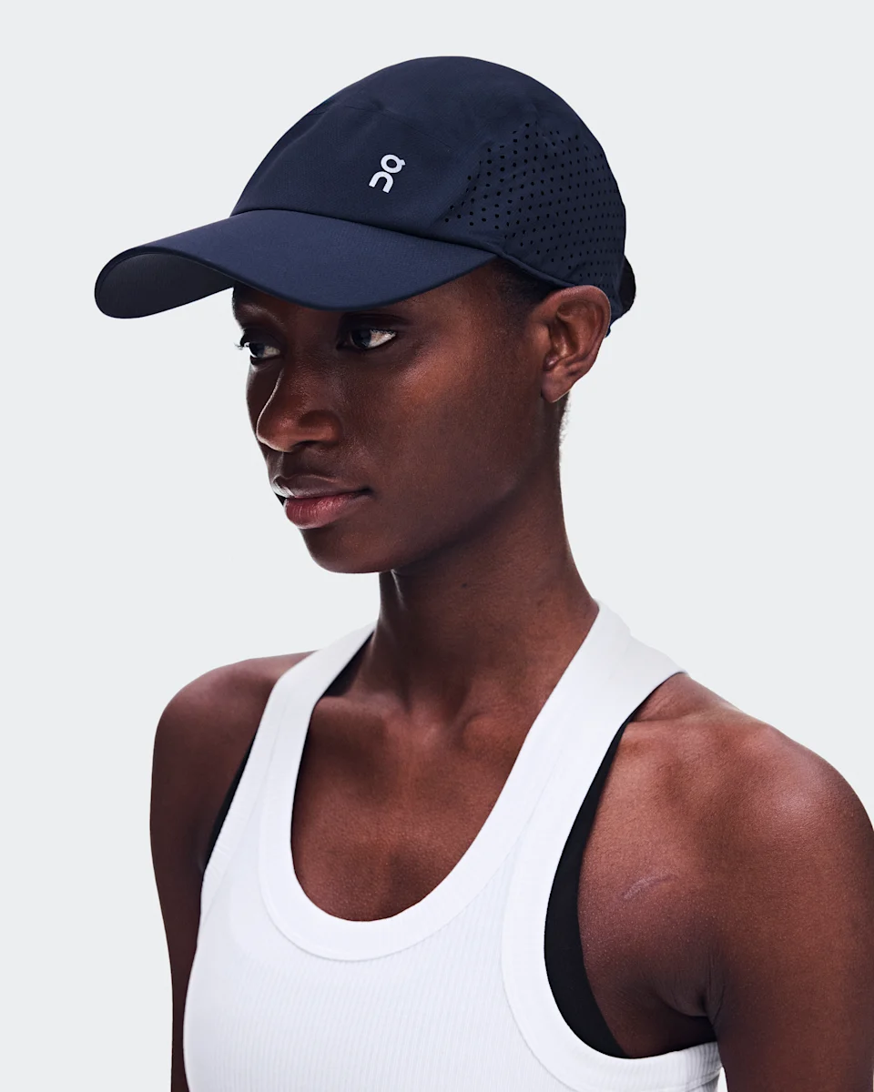 On Lightweight Cap Navy