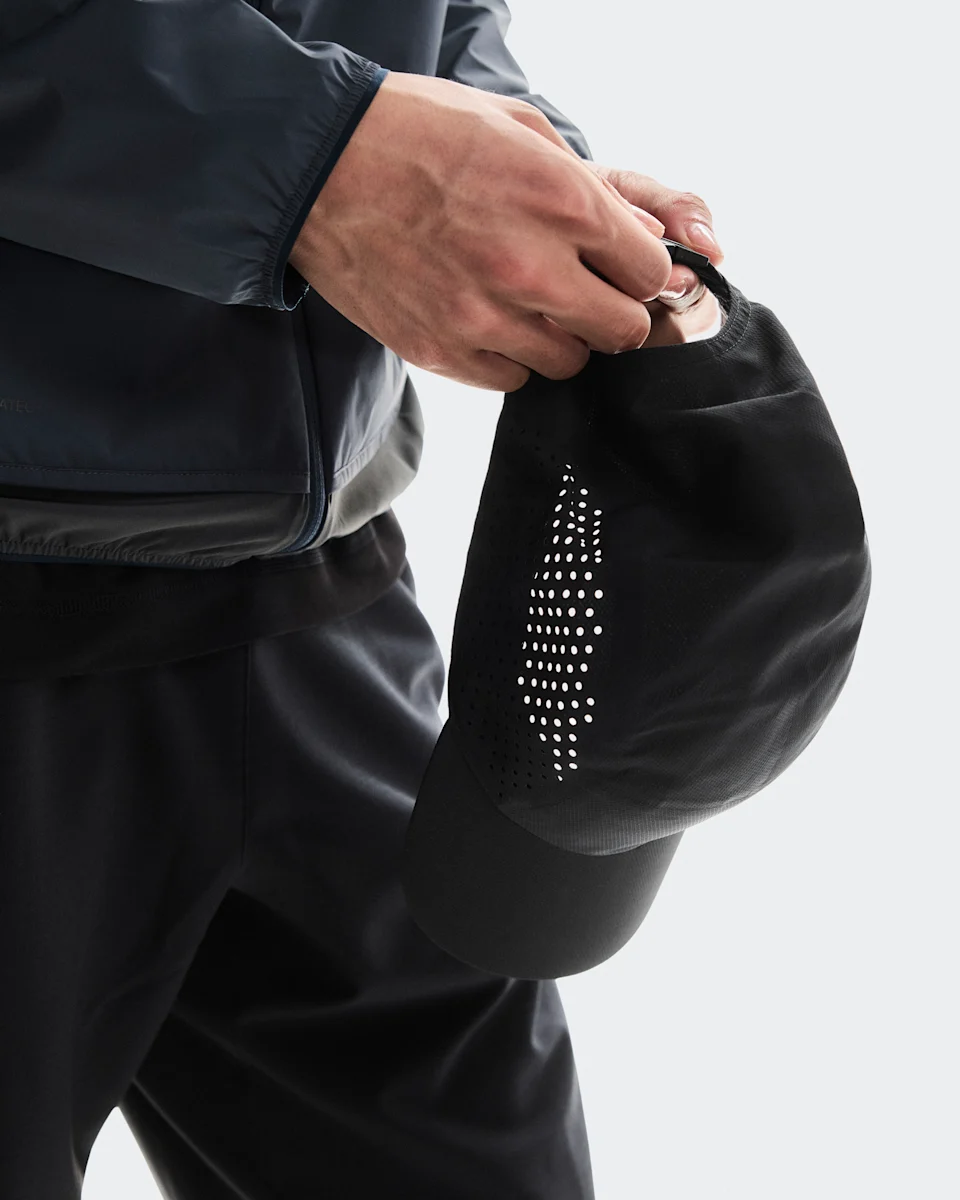 On Lightweight Cap Black 