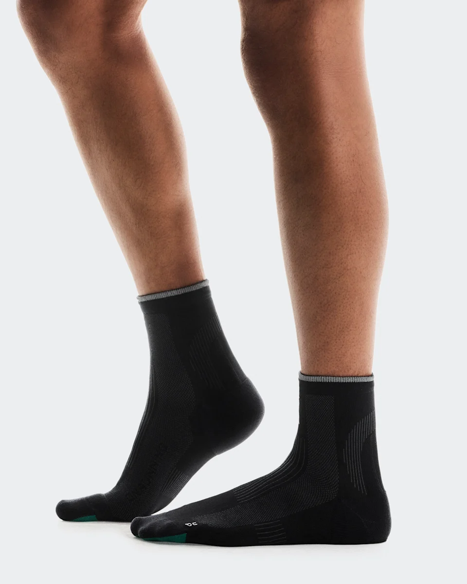 On Elite Run Sock Mid Black 
