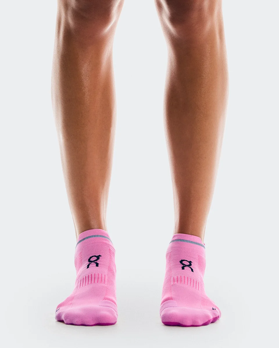 On Elite Run Sock Low Raspberry & Pink 