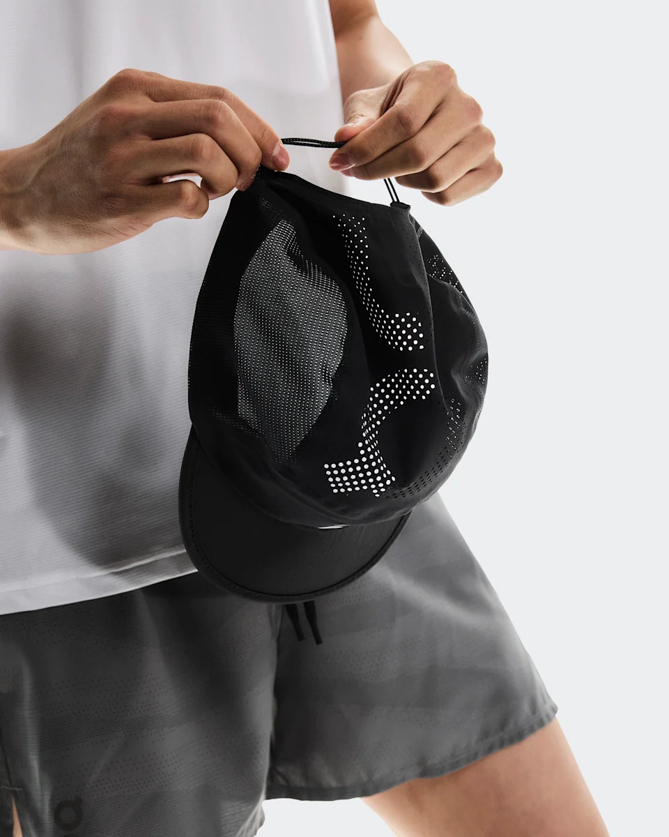 On Ultra Cap Black 