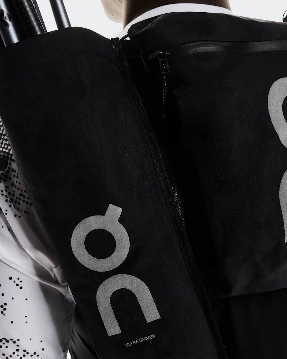 On Ultra Quiver Black