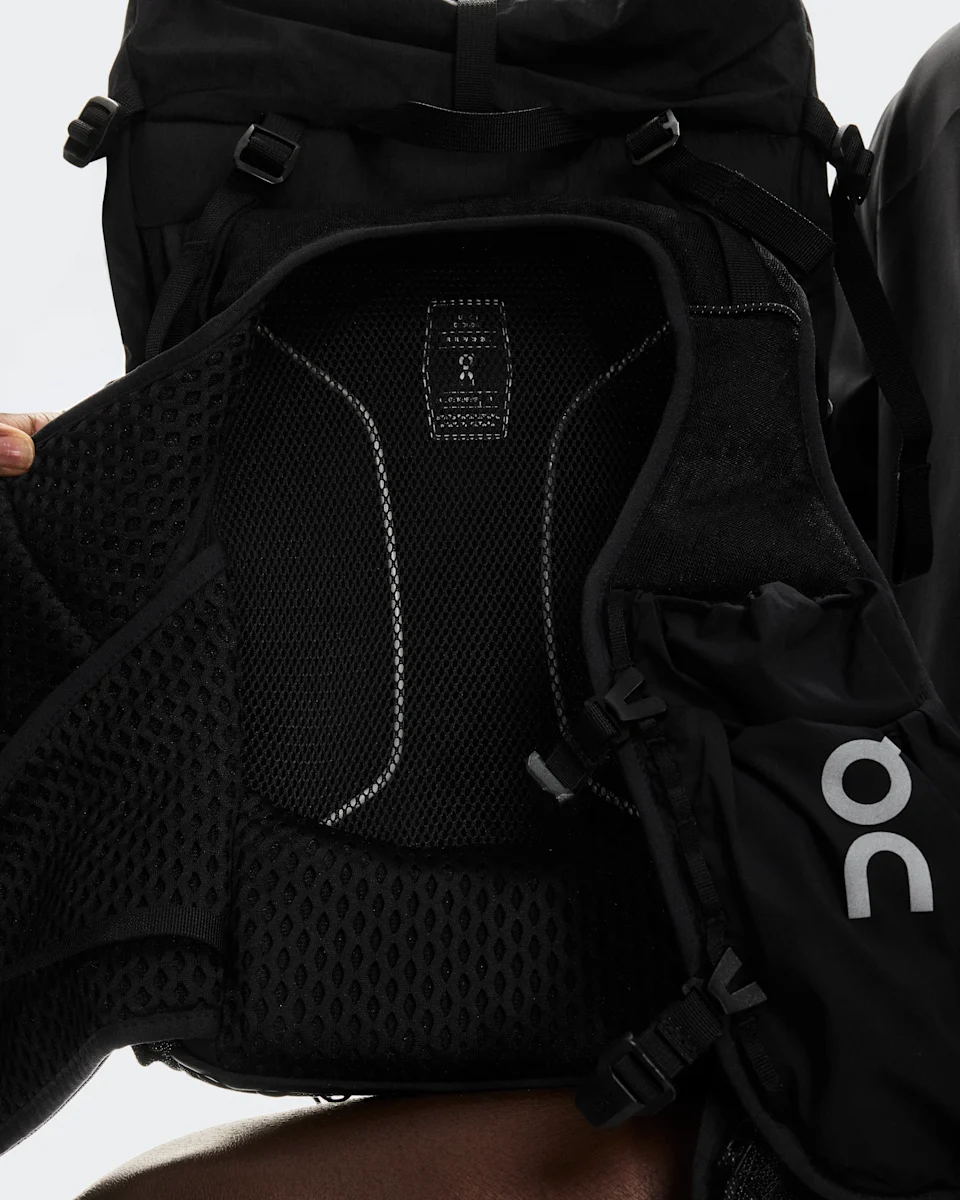 On Trail Pack 20L Black