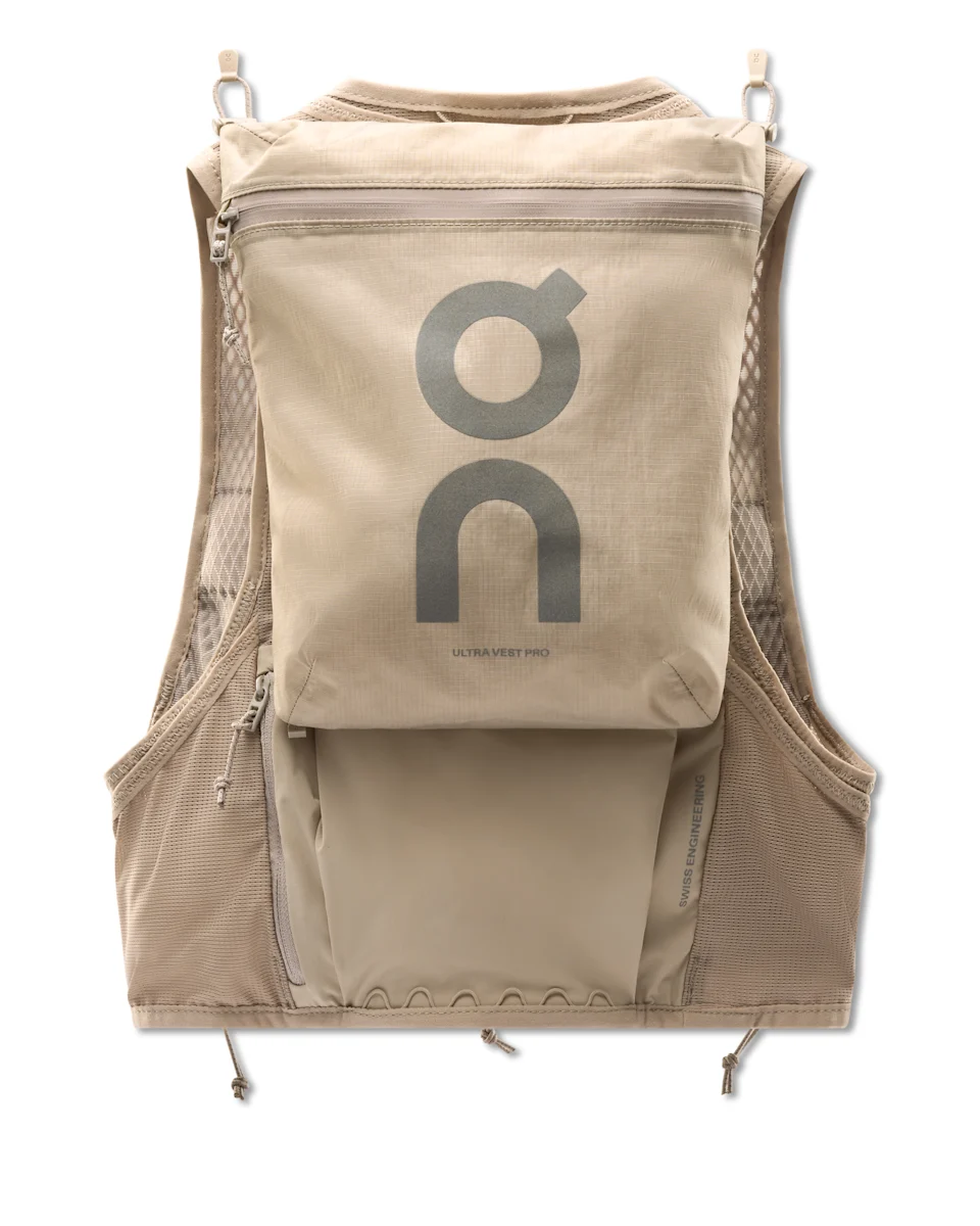 On Ultra Vest Pro Fog 