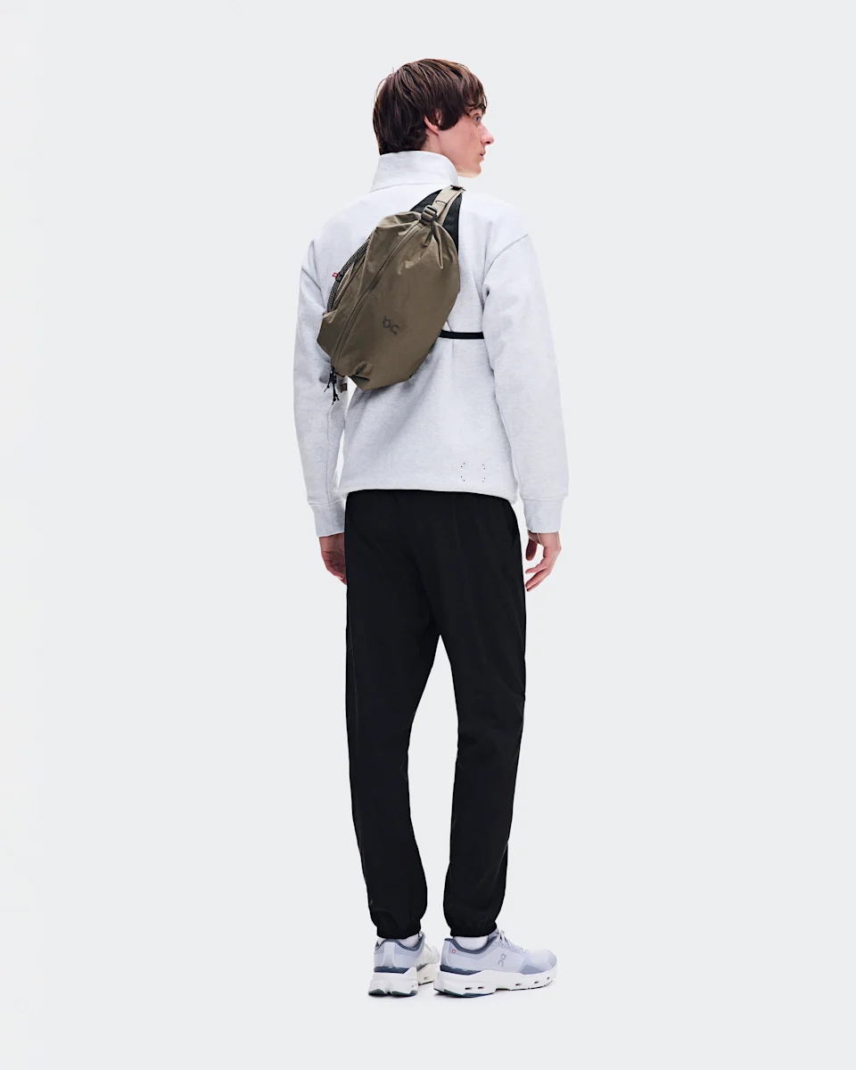 On Sling Pack 9L Olive & Black 
