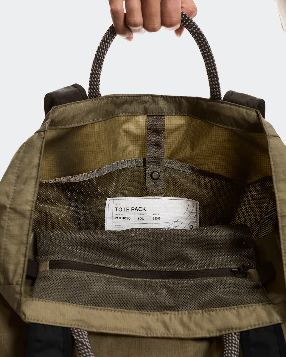 On Tote Pack 25L Olive & Black