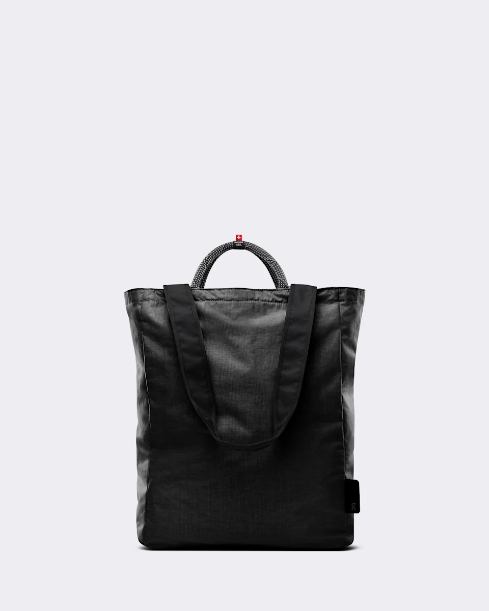 On Tote Pack 25L Black